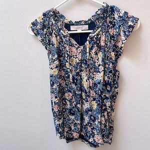 LOFT XXS Petite flutter sleeve floral top